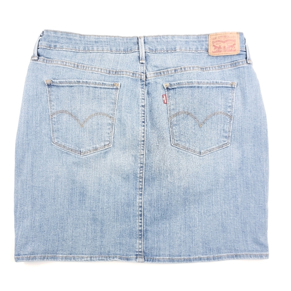 Levis Medium Wash Jean Skirt Size W32 - Picture 4 of 9